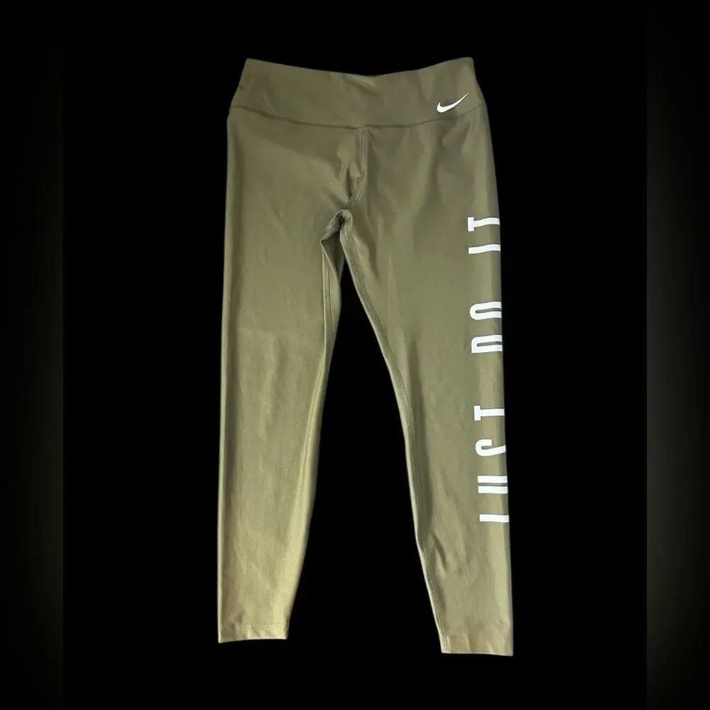Nike Womens Dri fit Olive green leggings, size Large